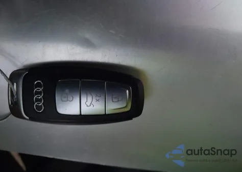 2019 Audi E-Tron Premium Plus z USA, uszkodzony, nr VIN WA1VAAGE9KB006505